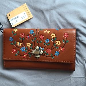 Patricia Nash brown leather floral print turn lock spacious RFID